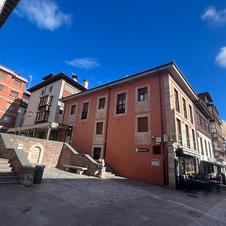 Apartamentosarturo Llanes Laplaza Atico Centrico Exterior photo