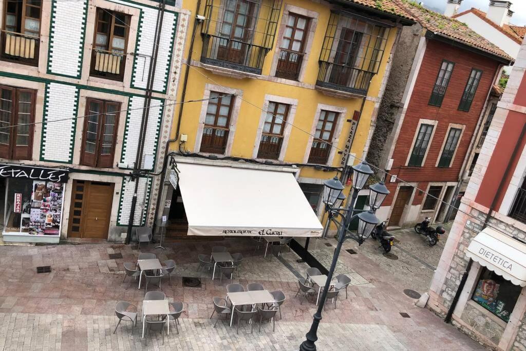 Apartamentosarturo Llanes Laplaza Atico Centrico Exterior photo